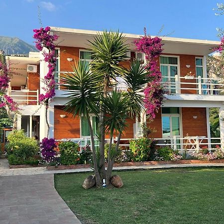 Hotel Jon Dhërmi Kültér fotó