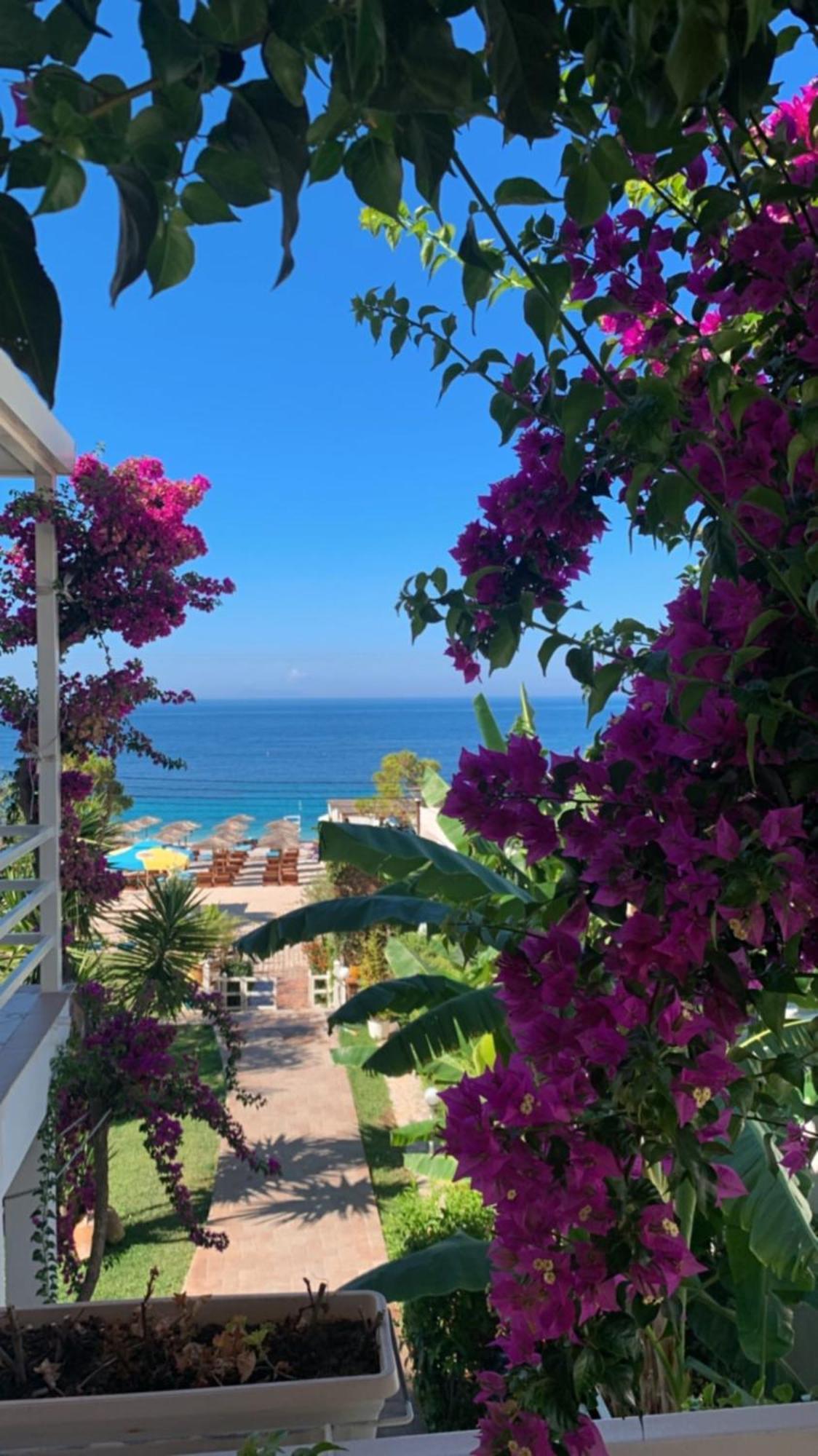 Hotel Jon Dhërmi Kültér fotó