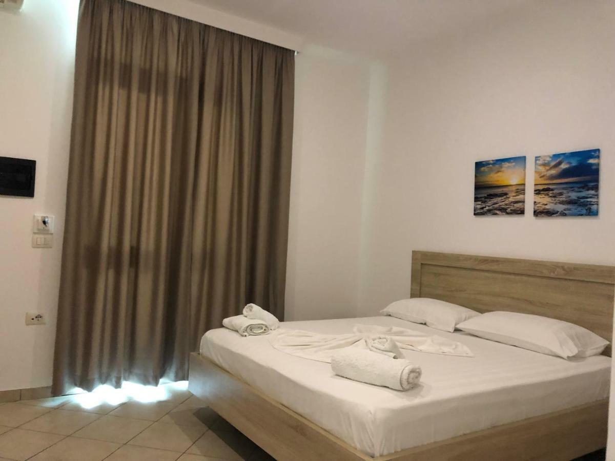 Hotel Jon Dhërmi Kültér fotó