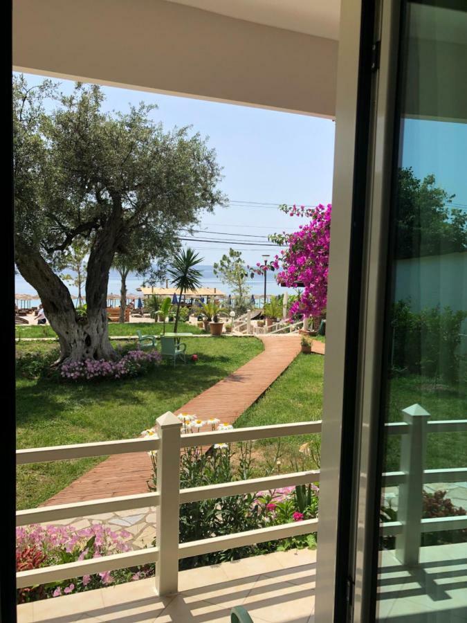 Hotel Jon Dhërmi Kültér fotó