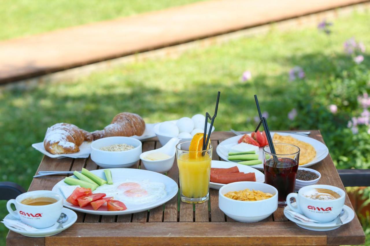 Hotel Jon Dhërmi Kültér fotó