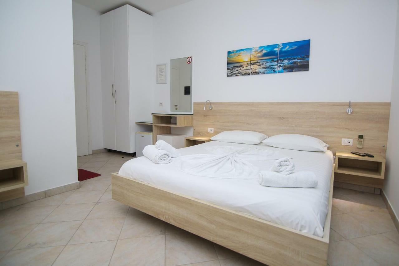 Hotel Jon Dhërmi Kültér fotó