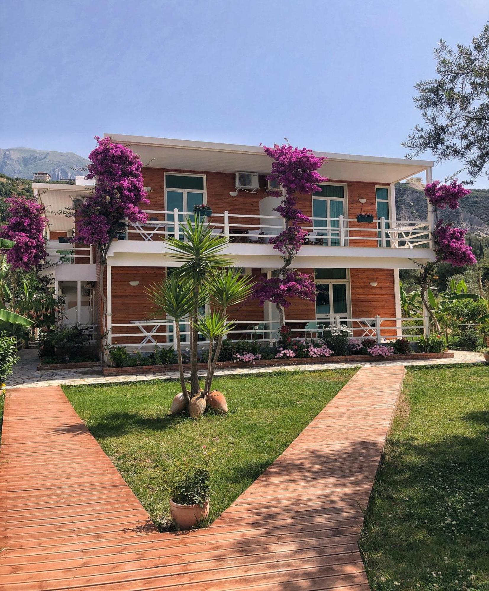 Hotel Jon Dhërmi Kültér fotó