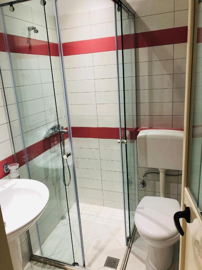 Hotel Jon Dhërmi Kültér fotó